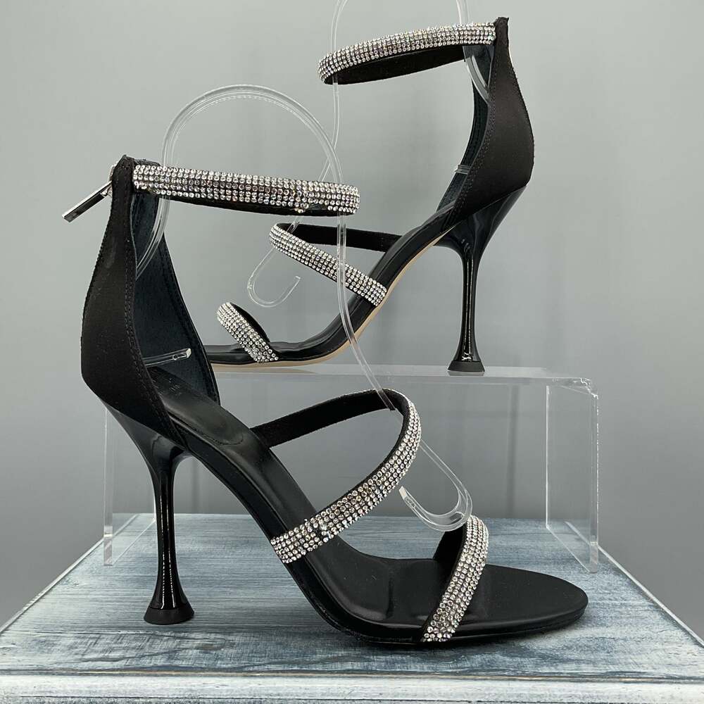 NEW Marc Fisher Carita Ankle Strap Heeled Sandals Black Size 7M